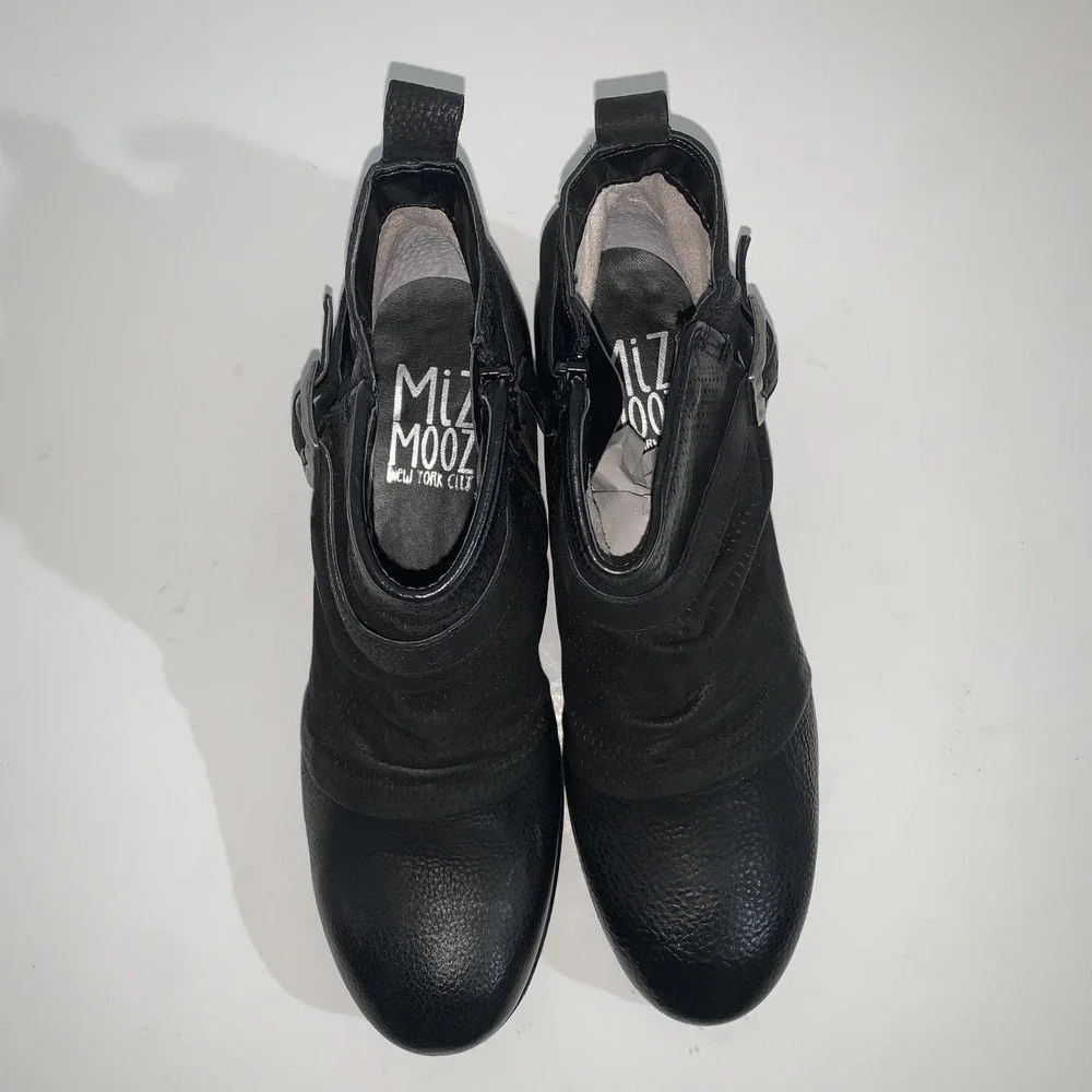 Miz Mooz Boots Womens Size 8.5 Black Leather Suzy Ankle Zip Buckle Booties EU 39
